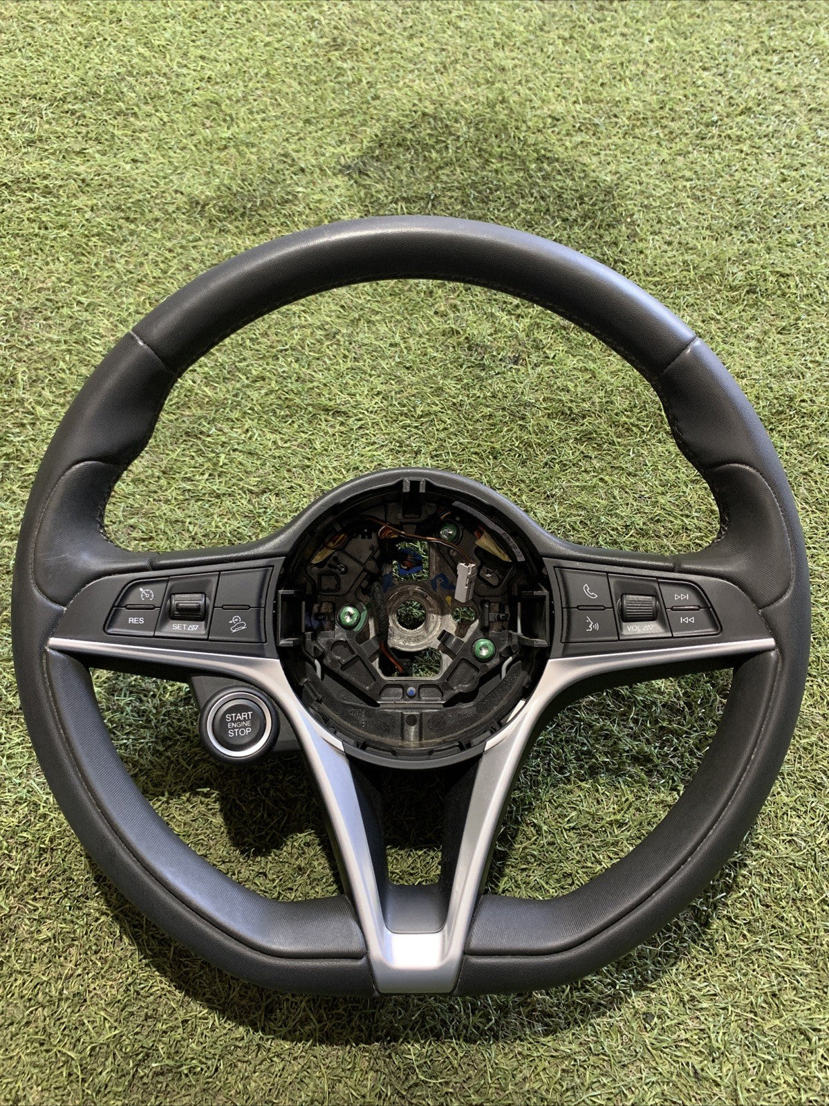 Sterzo Volante Alfa Romeo Stelvio 2017 01561362870