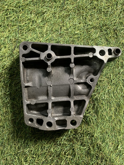 STAFFA SUPPORTO COMPRESSORE PER FIAT 500L 2018 1.3 MJT 55243761