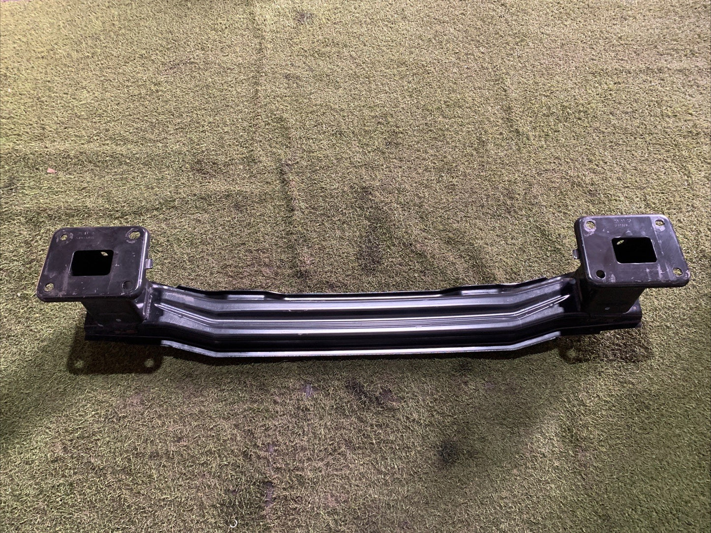 TRAVERSA PARAURTI POSTERIORE PER FORD Kuga Serie (DFK) LX6B-S41400-AC (19>)