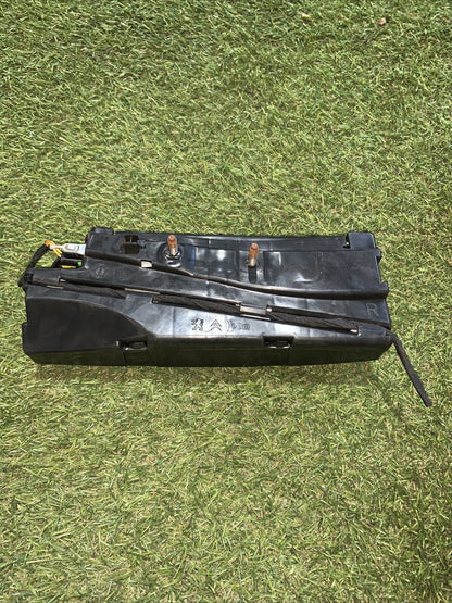 Airbag Sedile Destro Peugeot 2008 Anno 2013 9802546280