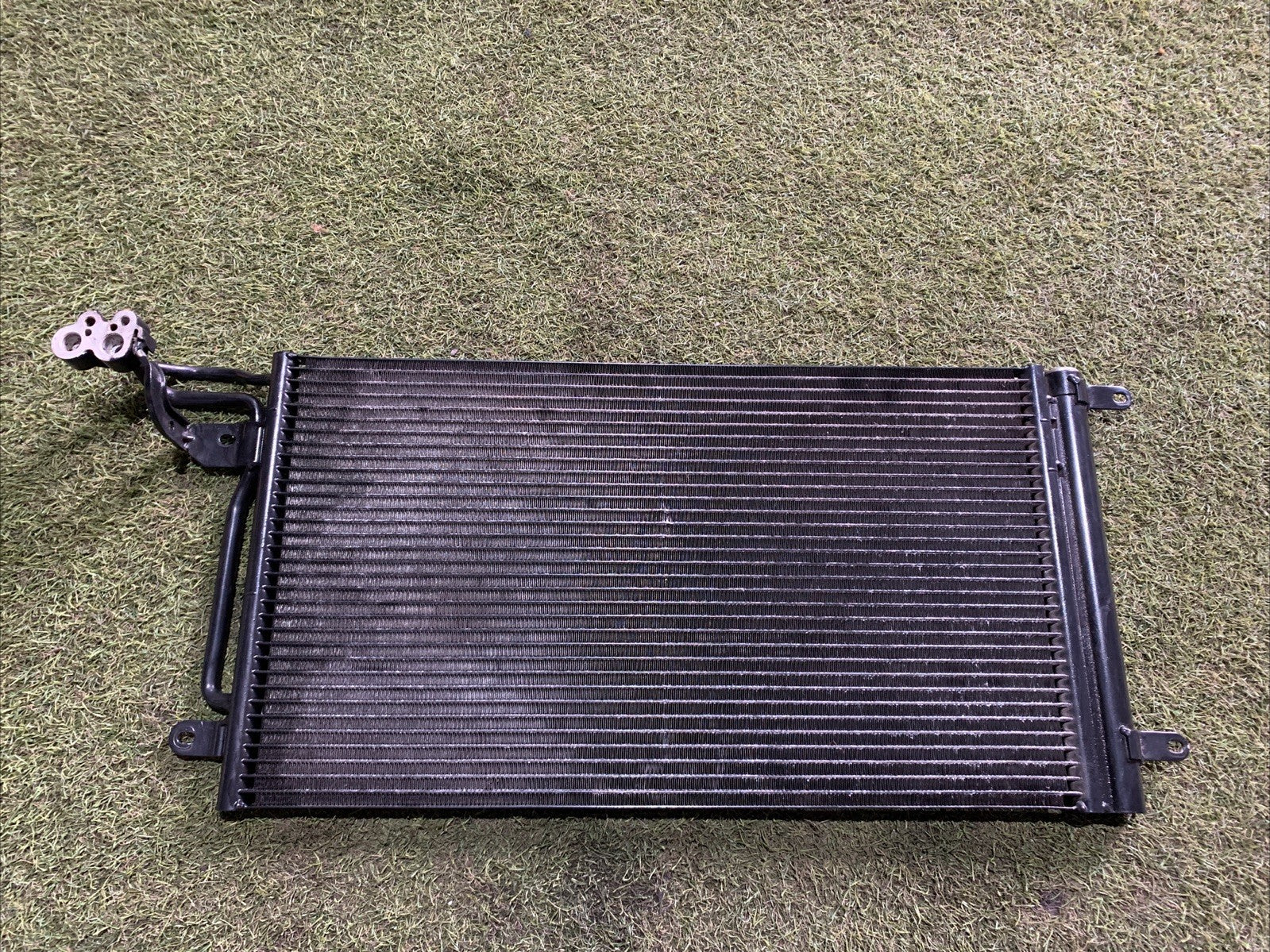 RADIATORE ARIA CONDIZIONATA VOLKSWAGEN POLO 6R 2009 1.6 DIESEL  6R0820411Q