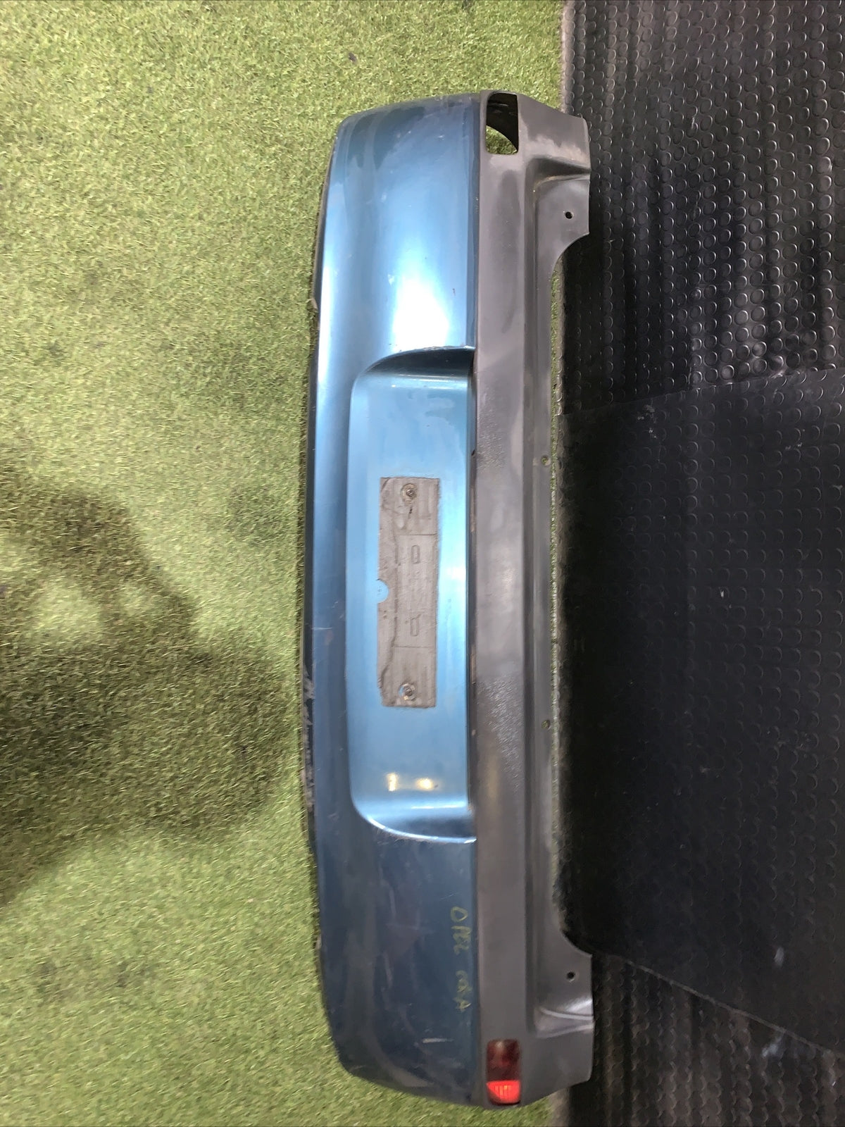 PARAURTI POSTERIORE  OPEL CORSA 2005