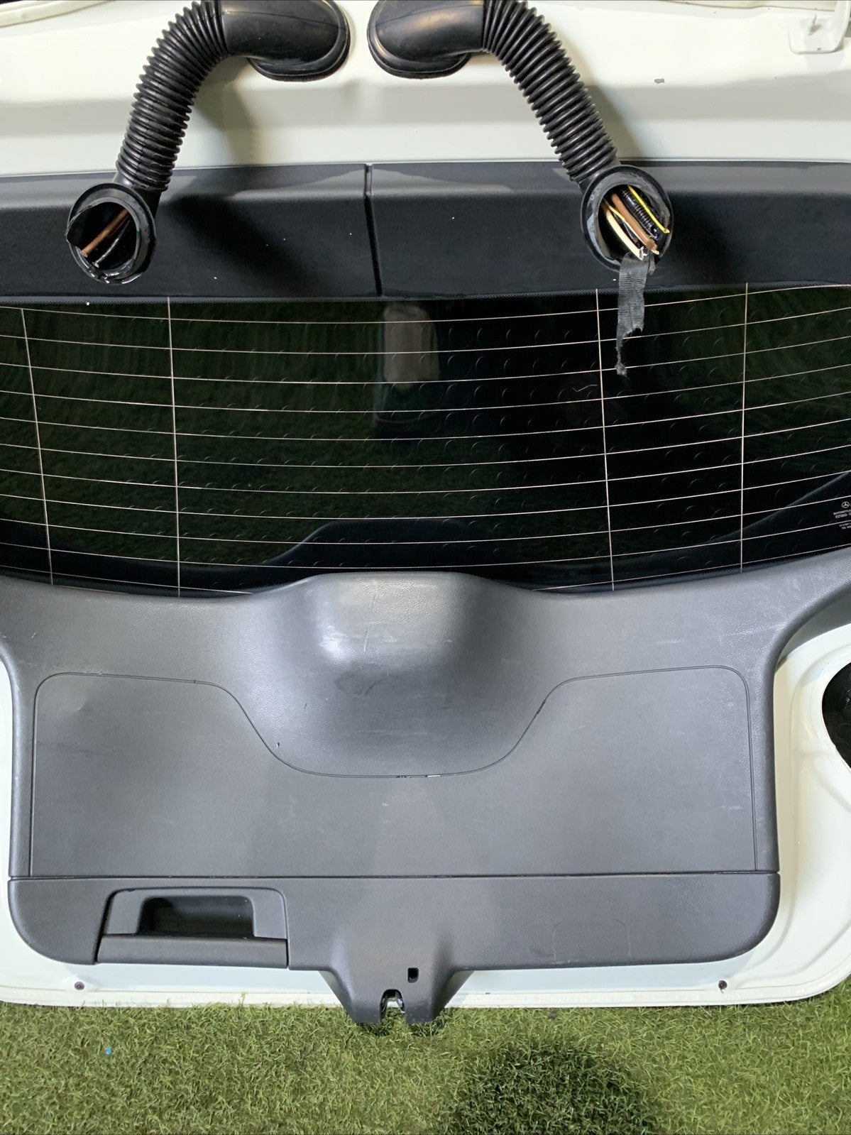 PORTELLONE COFANO BAULE POSTERIORE MERCEDES CLASSE A W176 DAL 2012 AL 2018 (2)