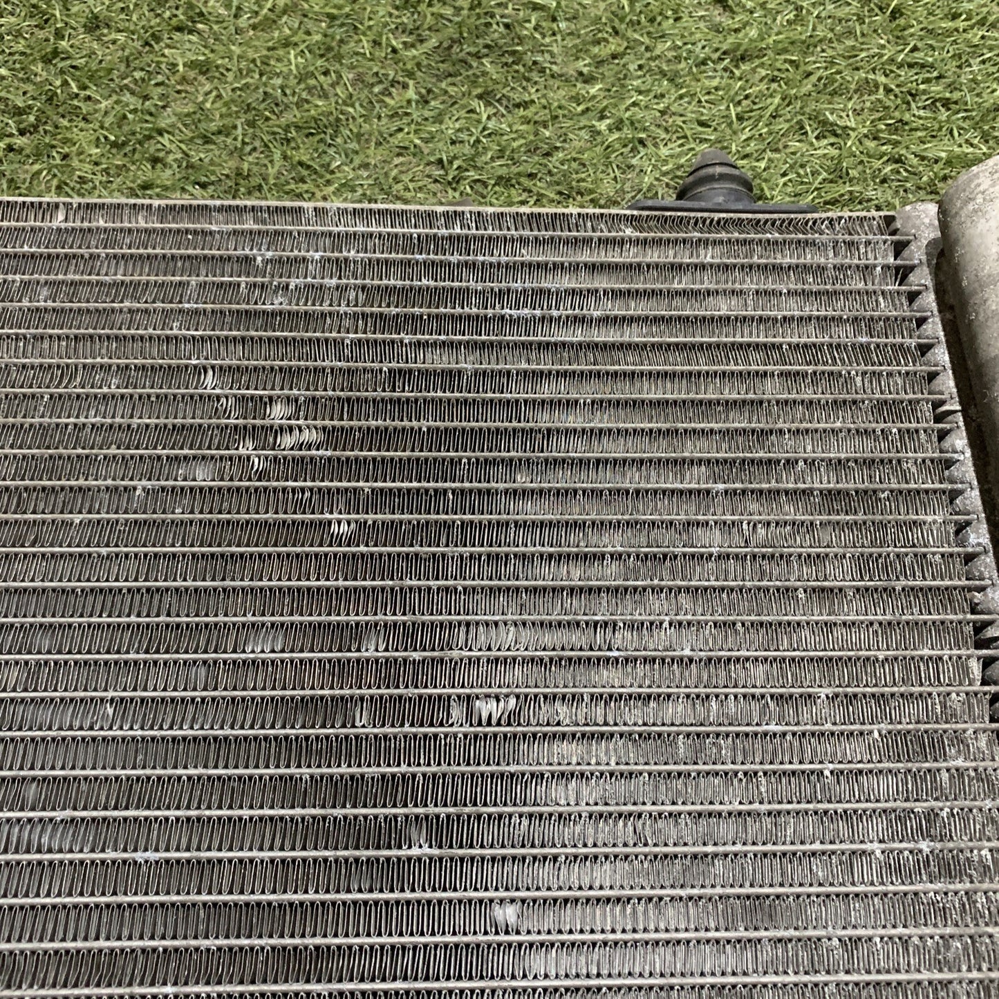 9674813580 RADIATORE ARIA CONDIZIONATA PEUGEOT 207 1.4 HDI (2)