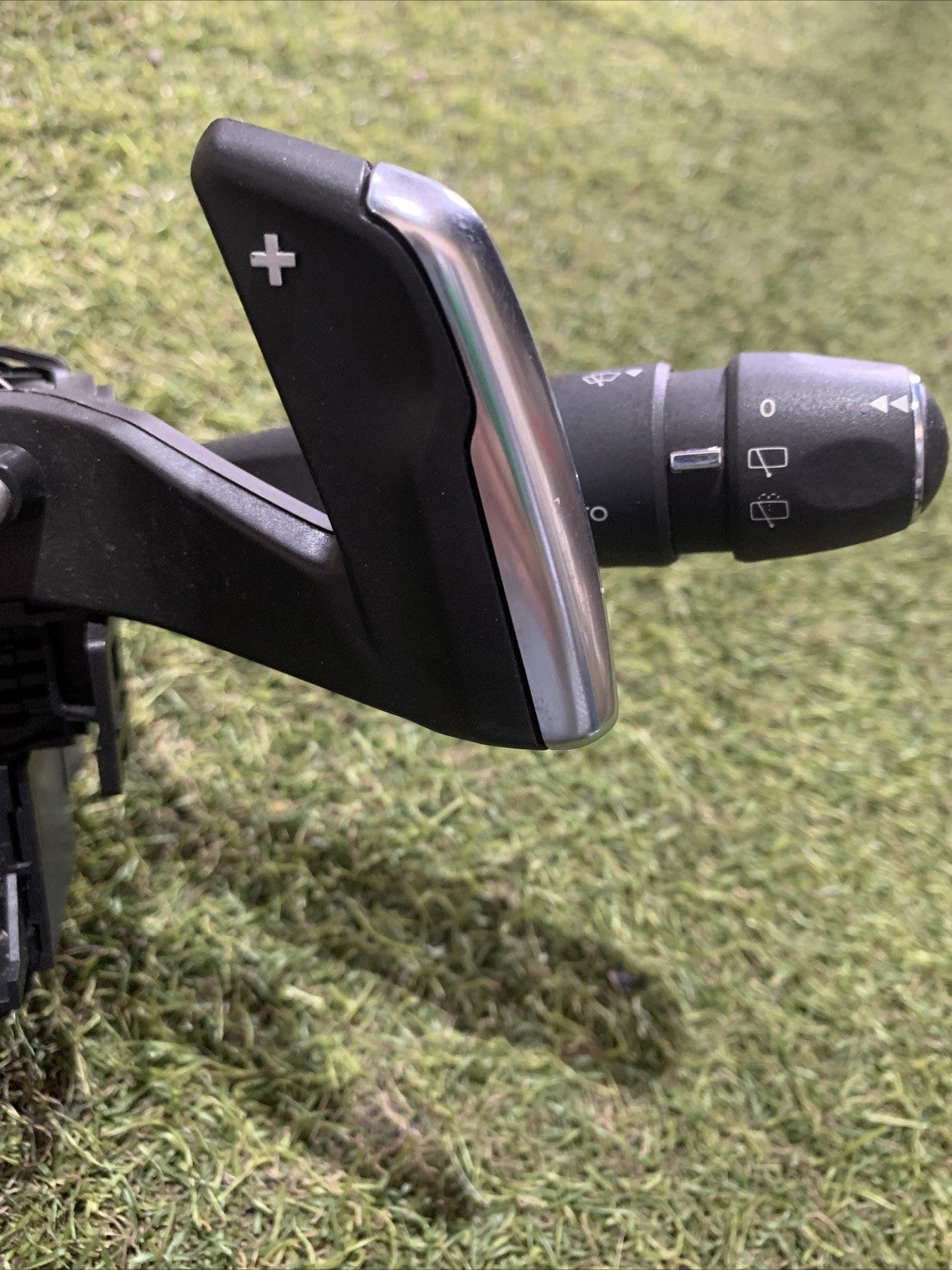 DEVIOLUCI CON PADDLE AL VOLANTE PEUGEOT 3008 Serie 98262588ZD (16)