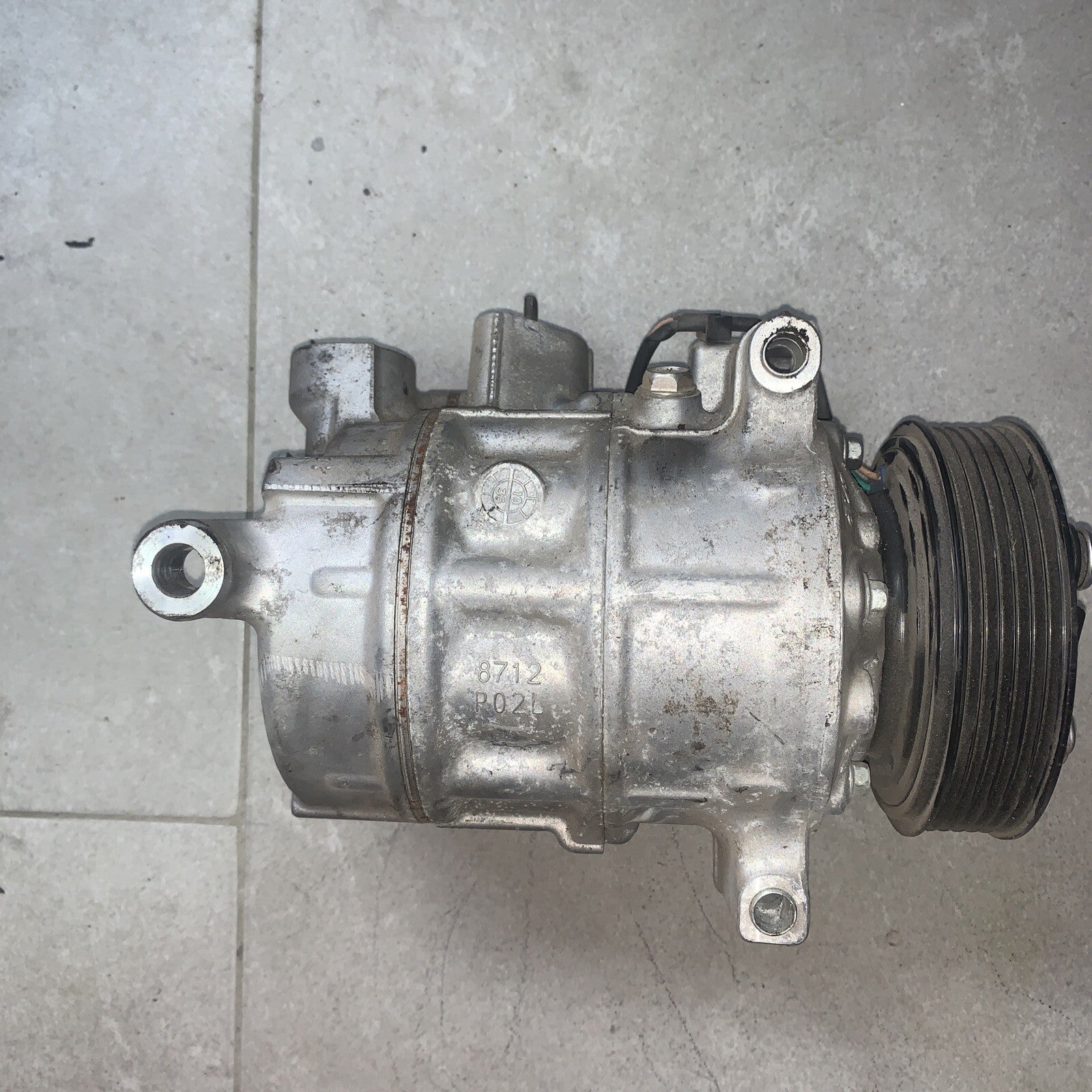COMPRESSORE ARIA CONDIZIONATA VOLKSWAGEN T-CROSS Serie 3Q0816803E Benzina