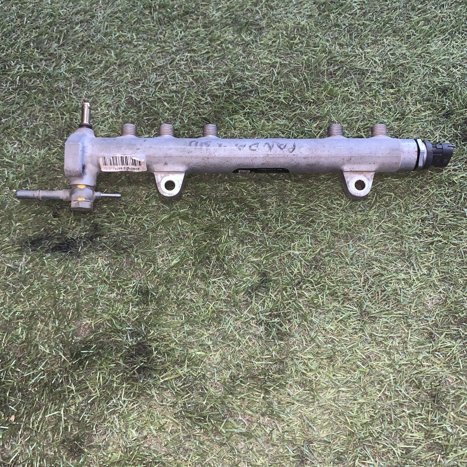 FLAUTO INIEZIONE FIAT PUNTO FIAT PANDA 1.3 ANNO 2007 CODICE 55210069 ORIGINALE