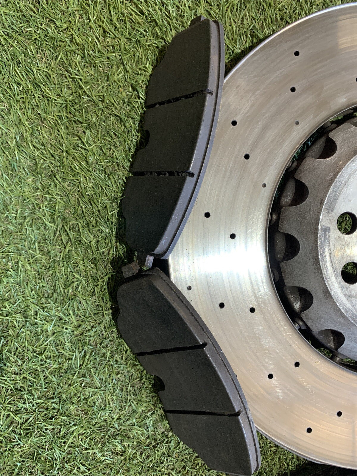 Dischi E Pastiglie Freno Anteriori Volkswagen Golf 8R