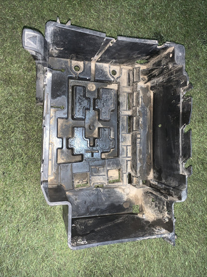 9656705880 ALLOGGIO BATTERIA CITROEN C3 2° Serie 1400 Diesel (2006)