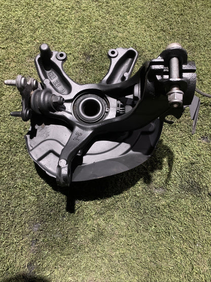 Mozzo Montante Fusello Anteriore Destro Volkswagen T-Cross 1.0 Benzina (2)
