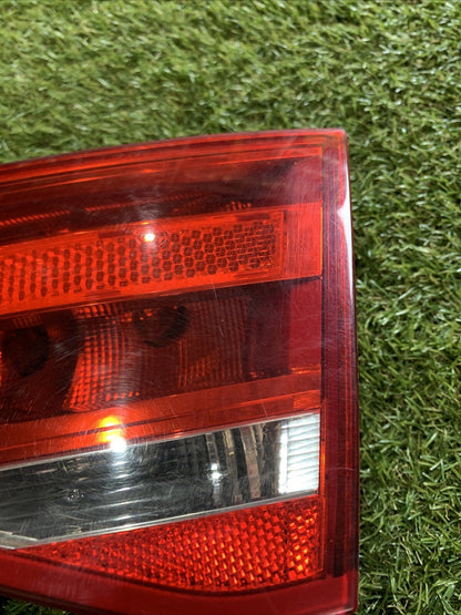 8K0945094D FARO FANALE POSTERIORE DESTRO PARTE INTERNA AUDI A4 2010 BERLINA