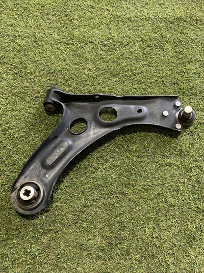 Braccio Oscillante Anteriore Destro Opel Corsa F 2022 9850674380