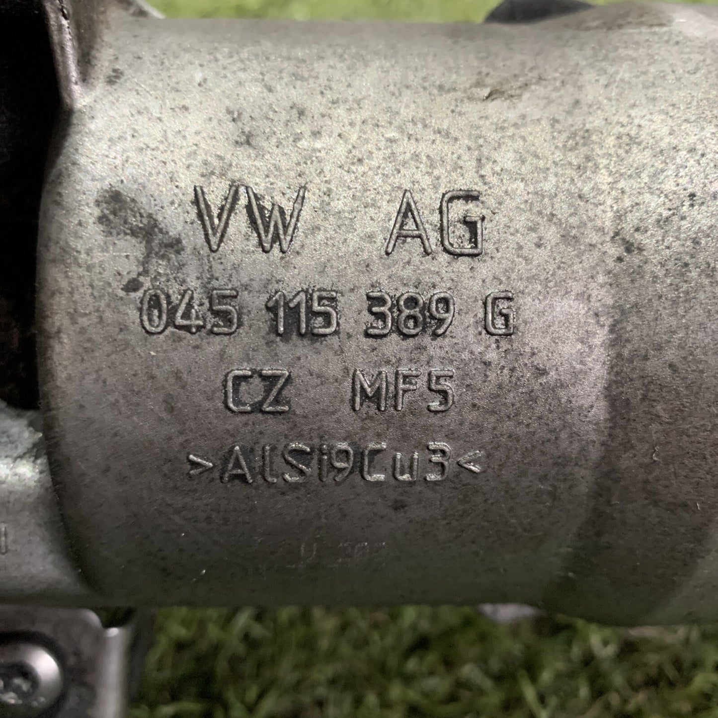 PORTAFILTRO OLIO AUDI A3 2.0 TDI 2006 045115389G