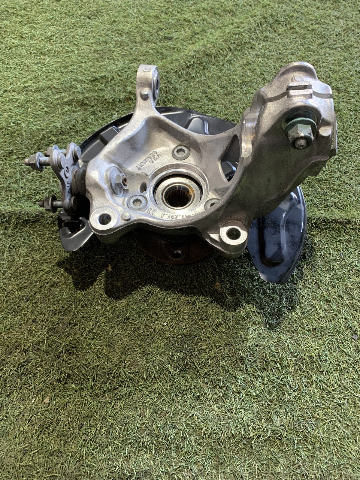 Mozzo Montante Fusello Anteriore Sinistro Volkswagen T-Roc 2023 2.0 Diesel