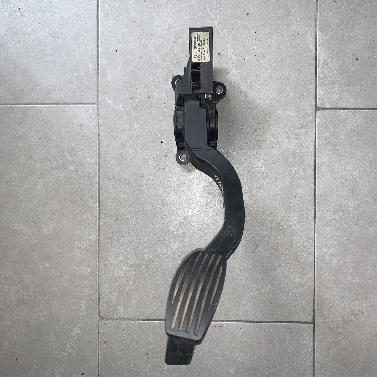 PEDALE ACCELERATORE POTENZIOMETRO FIAT IDEA LANCIA MUSA 51715557