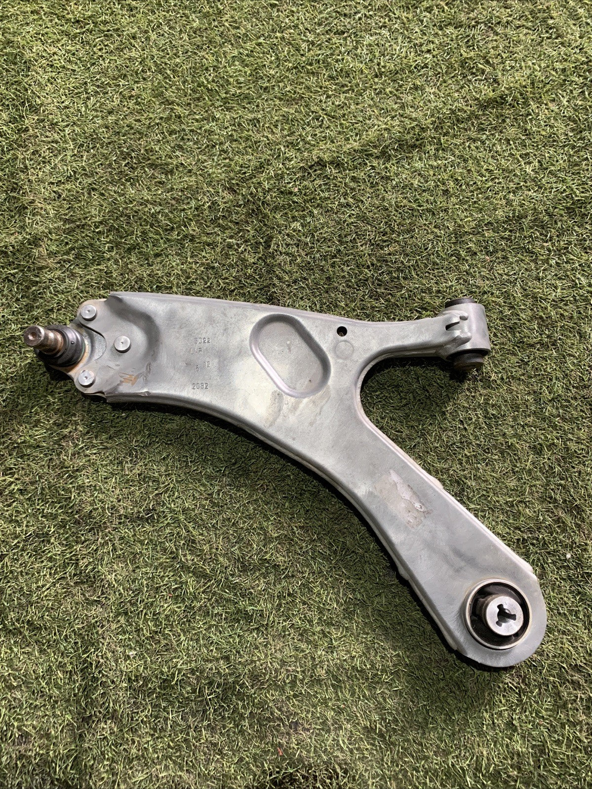 Braccio Oscillante Anteriore Sinistro Peugeot 2008 2020 9831682580