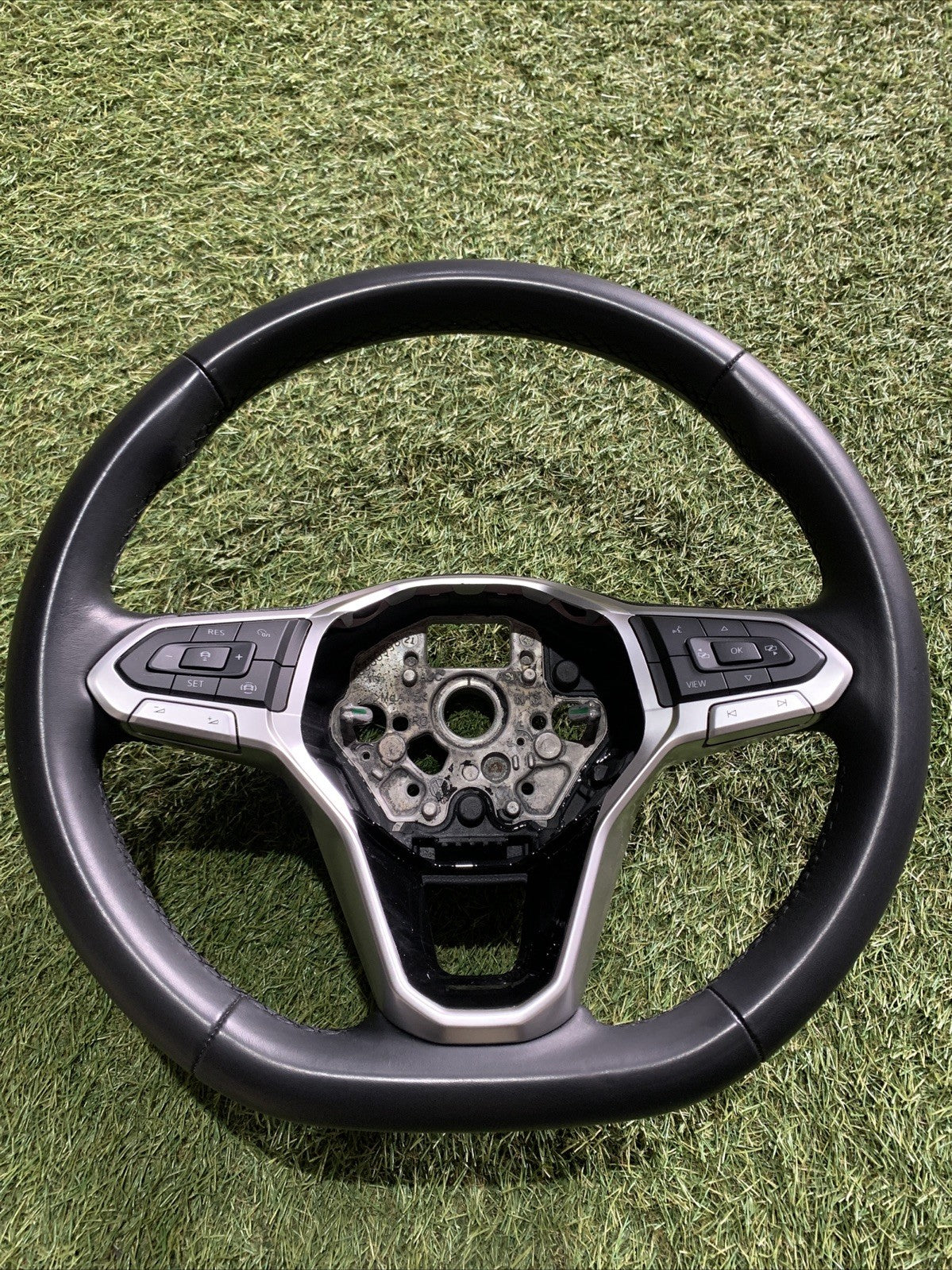 Volante In Pelle Multifunzione Volkswagen T-Cross 2023 2G0419089 (2)