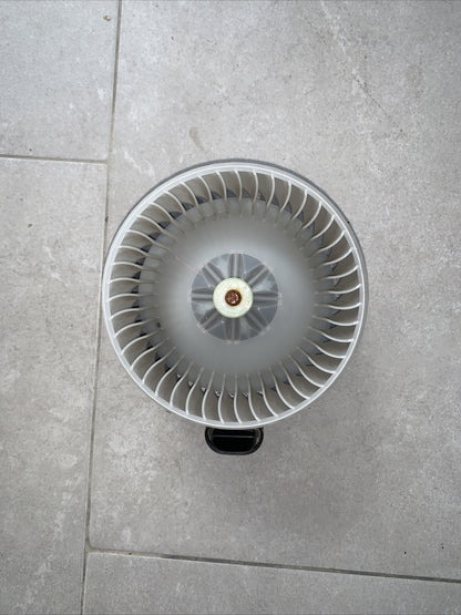 MOTORINO VENTOLA STUFA TOYOTA YARIS 1.5 IBRIDA  2018 10n13