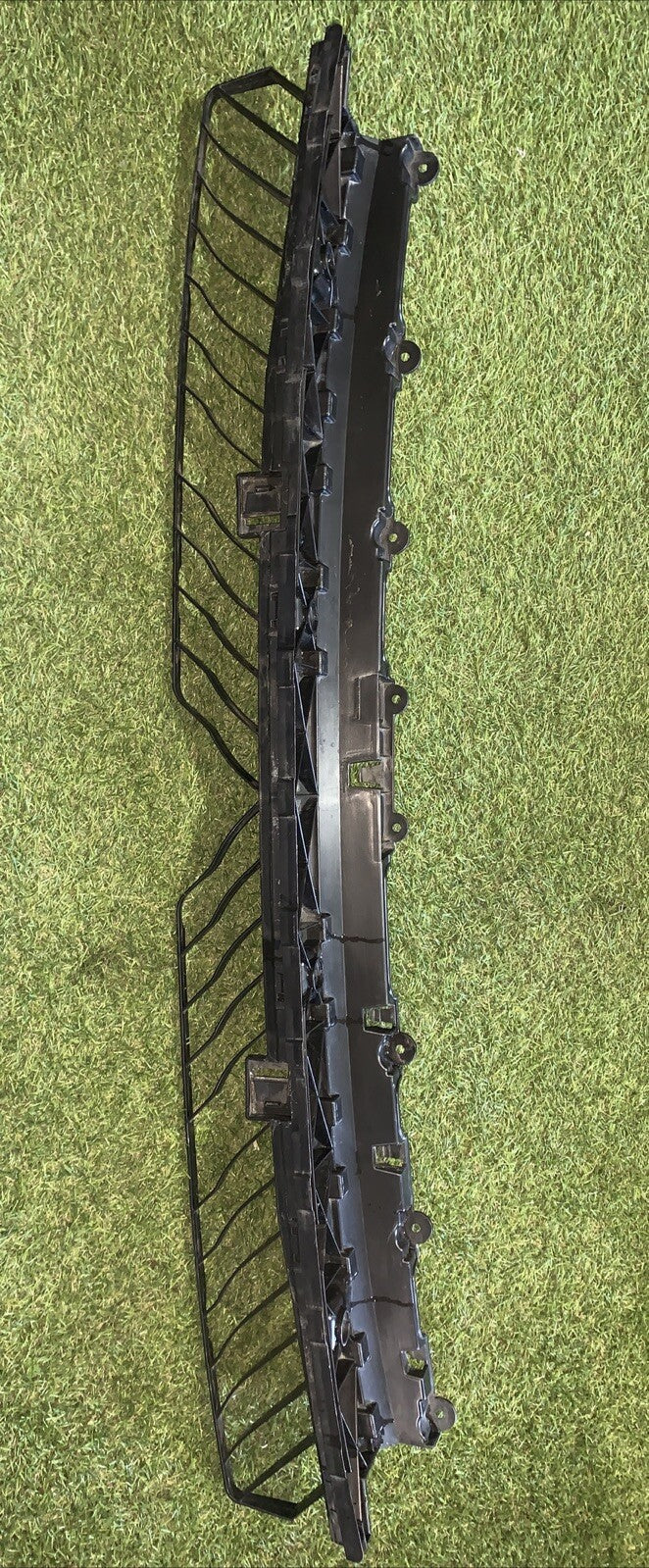 2GA807863A STAFFA SUPPORTO PARAURTI POST VOLKSWAGEN T-ROC