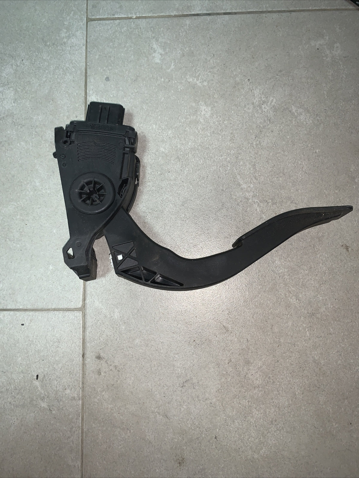 8K1723523 PEDALE ACCELERATORE audi q5 A5 A4