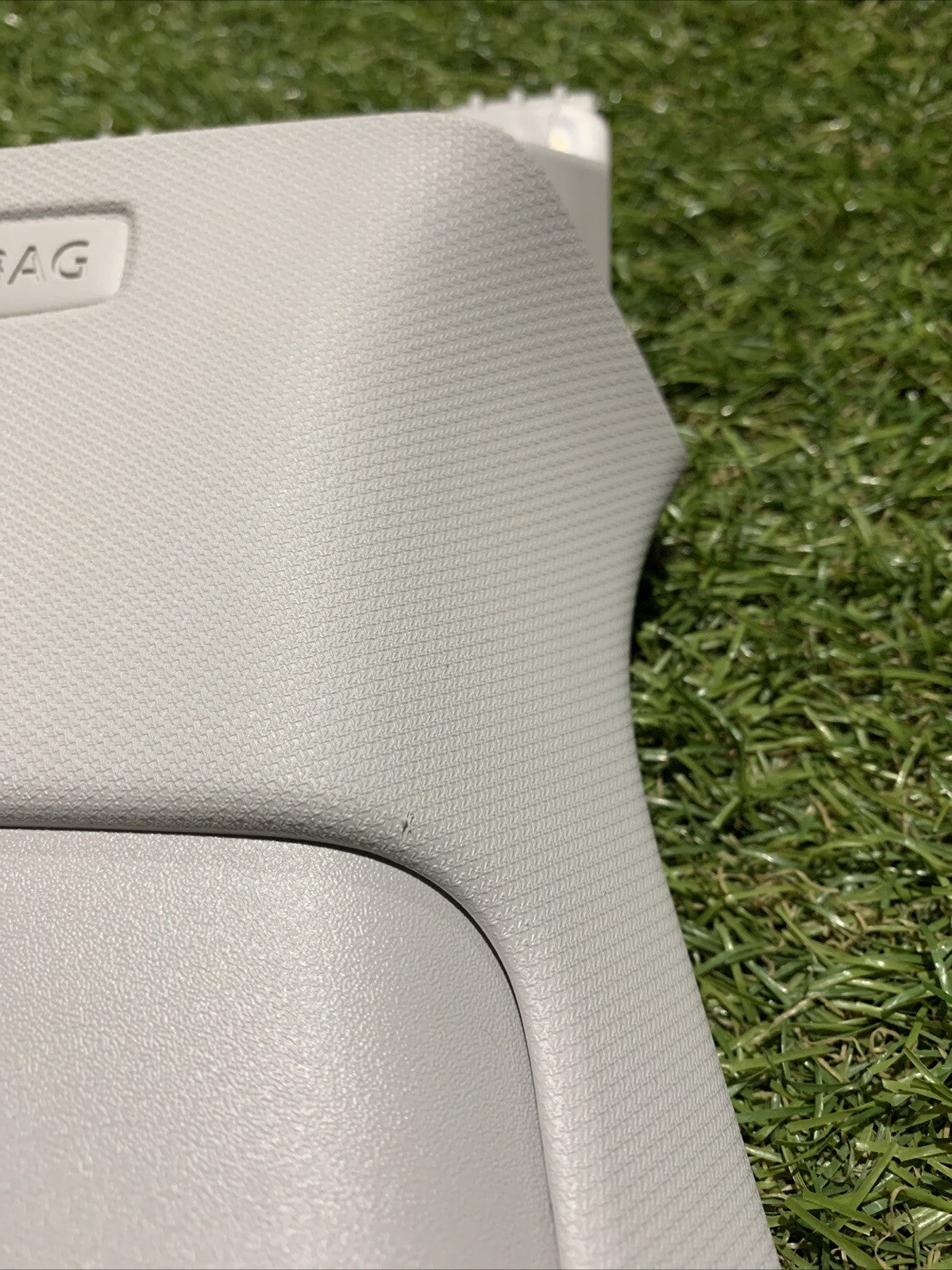 2GM867243 Modanatura Rivestimento Piantone Centrale Sinistra Volkswagen T-Cross