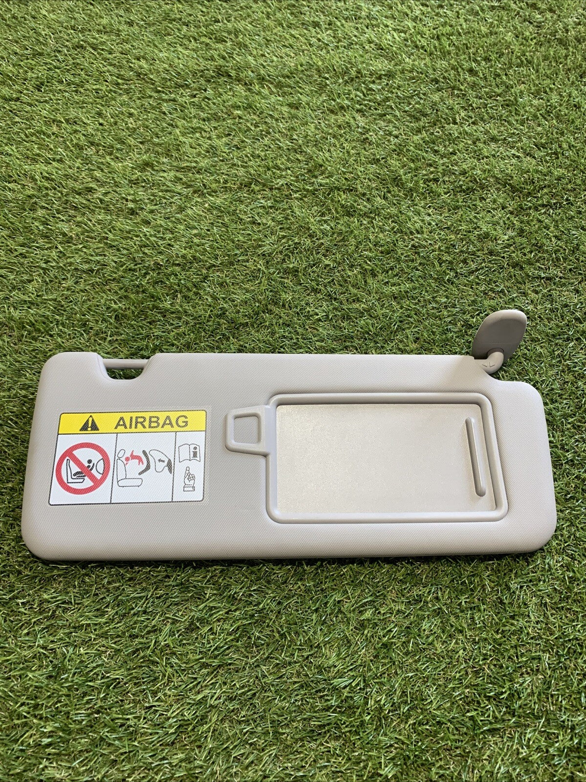 85220R2000ED ALETTA PARASOLE DESTRA KIA SPORTAGE 2023