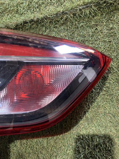 STOP POSTERIORE SINISTRO INTEGRATO NEL PORTELLO OPEL Crossland (X) 2019 39137523