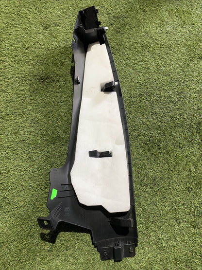 RIVESTIMENTO INTERNO INFERIORE MONTANTE POSTERIORE LATO VOLKSWAGEN DESTRO GOLF 8