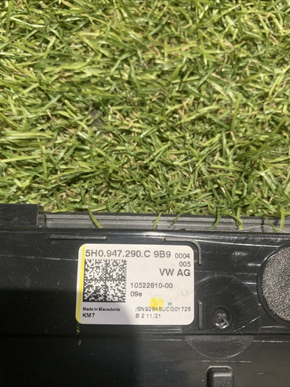 PLAFONIERA POSTERIORE PER VOLKSWAGEN Golf Serie VIII 5H0947290C (19>)