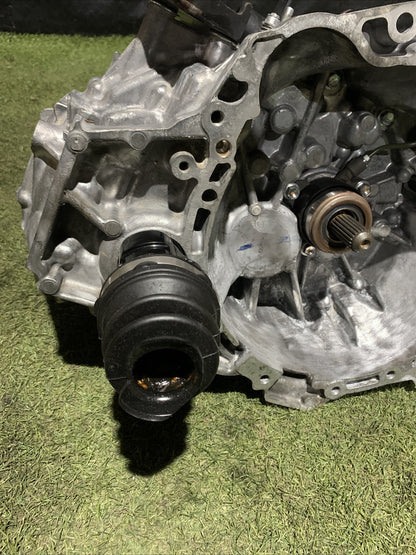 CAMBIO MANUALE TOYOTA YARIS III 3 SERIE 1.5 BENZINA 6M 2018 303000D510