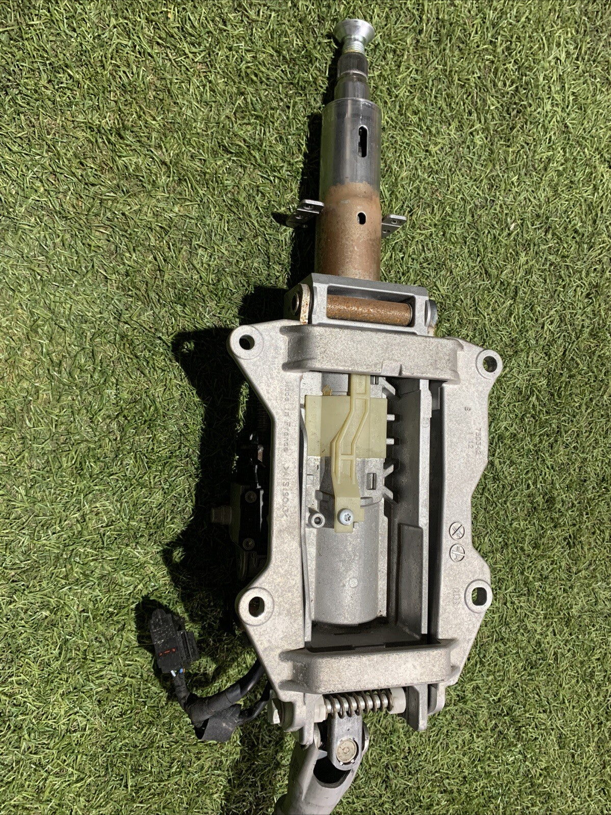 Piantone Sterzo Maserati Levante 2016 16120810198