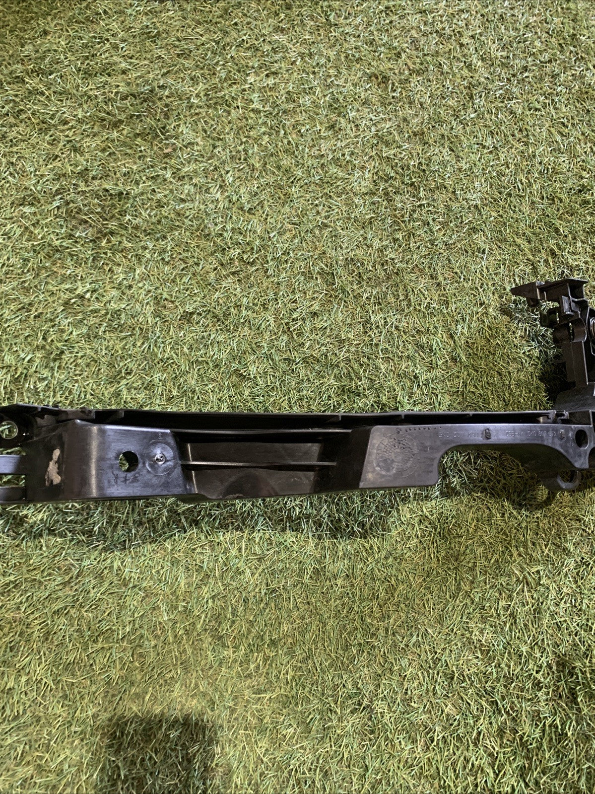 STAFFA SUPPORTO FARO ANTERIORE DX PER VOLKSWAGEN Golf 6 Berlina 5K0807890 (08 12
