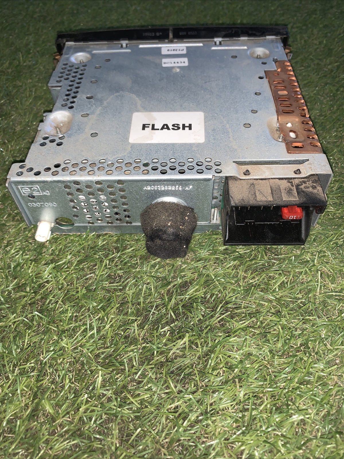 96643698XT AUTORADIO PEUGEOT 207 (2008)