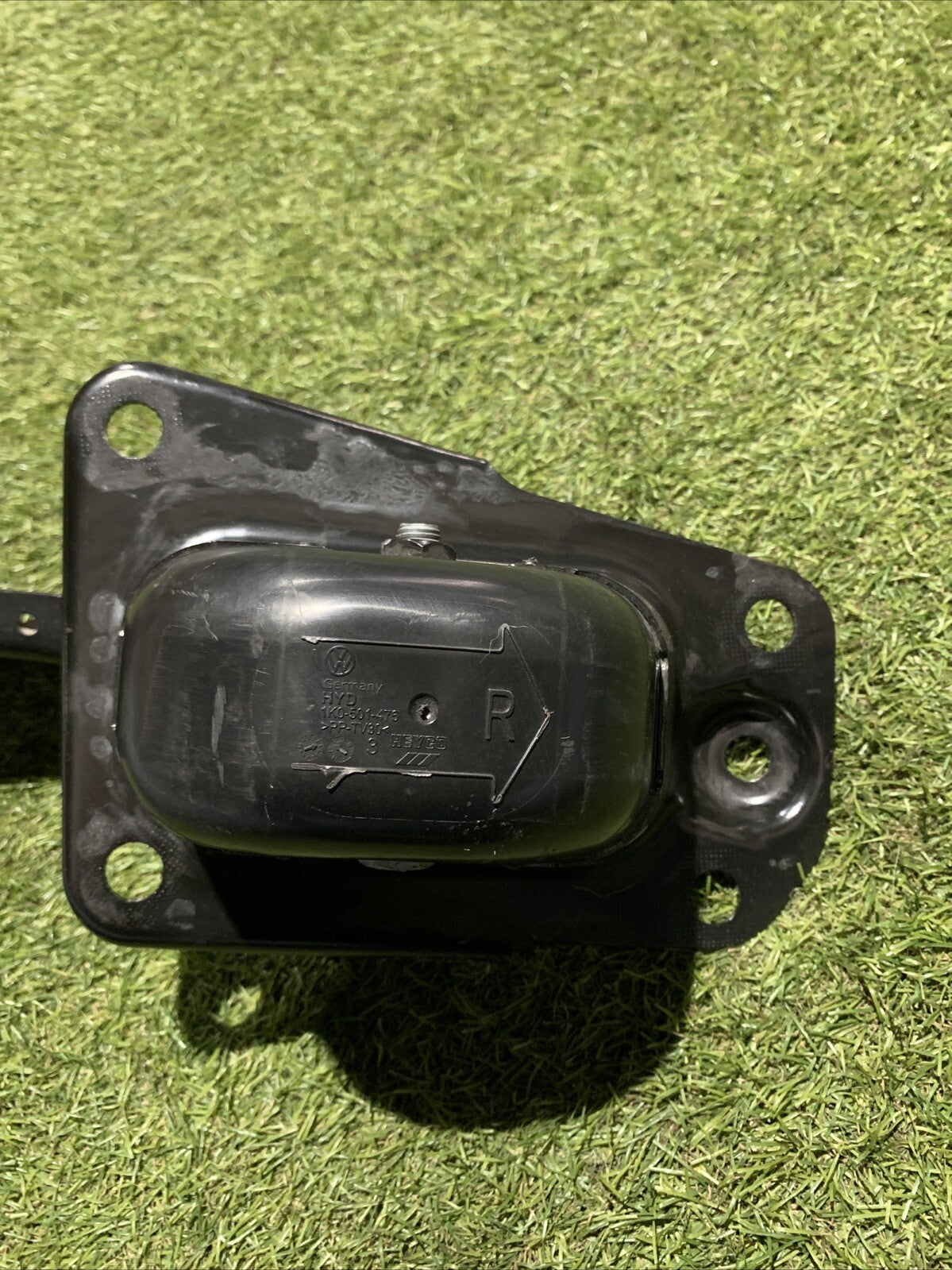 Braccio Oscillante Posteriore Destro Volkswagen Golf 8R 1K0501476