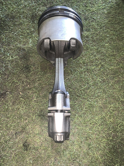 Pistone Motore Toyota Hilux 2L 1995 2.4 Aspirato (1)