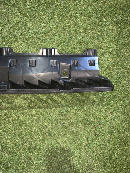 2GA807863A STAFFA SUPPORTO PARAURTI POST VOLKSWAGEN T-ROC