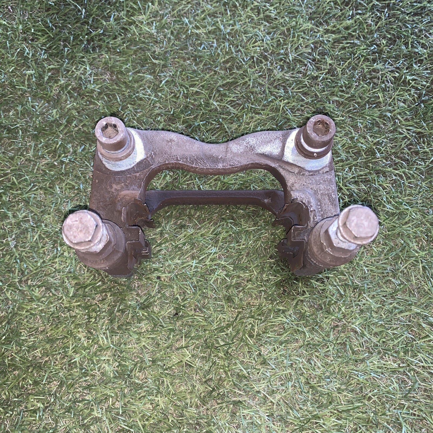 Porta Pinza Freno Posteriore Destra Alfa Romeo Giulietta 2.0