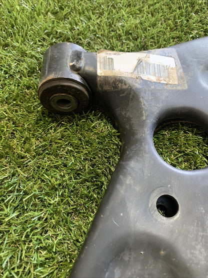 Braccio Oscillante Anteriore Destro Kia Ceed 2012-2018 54501A 2600