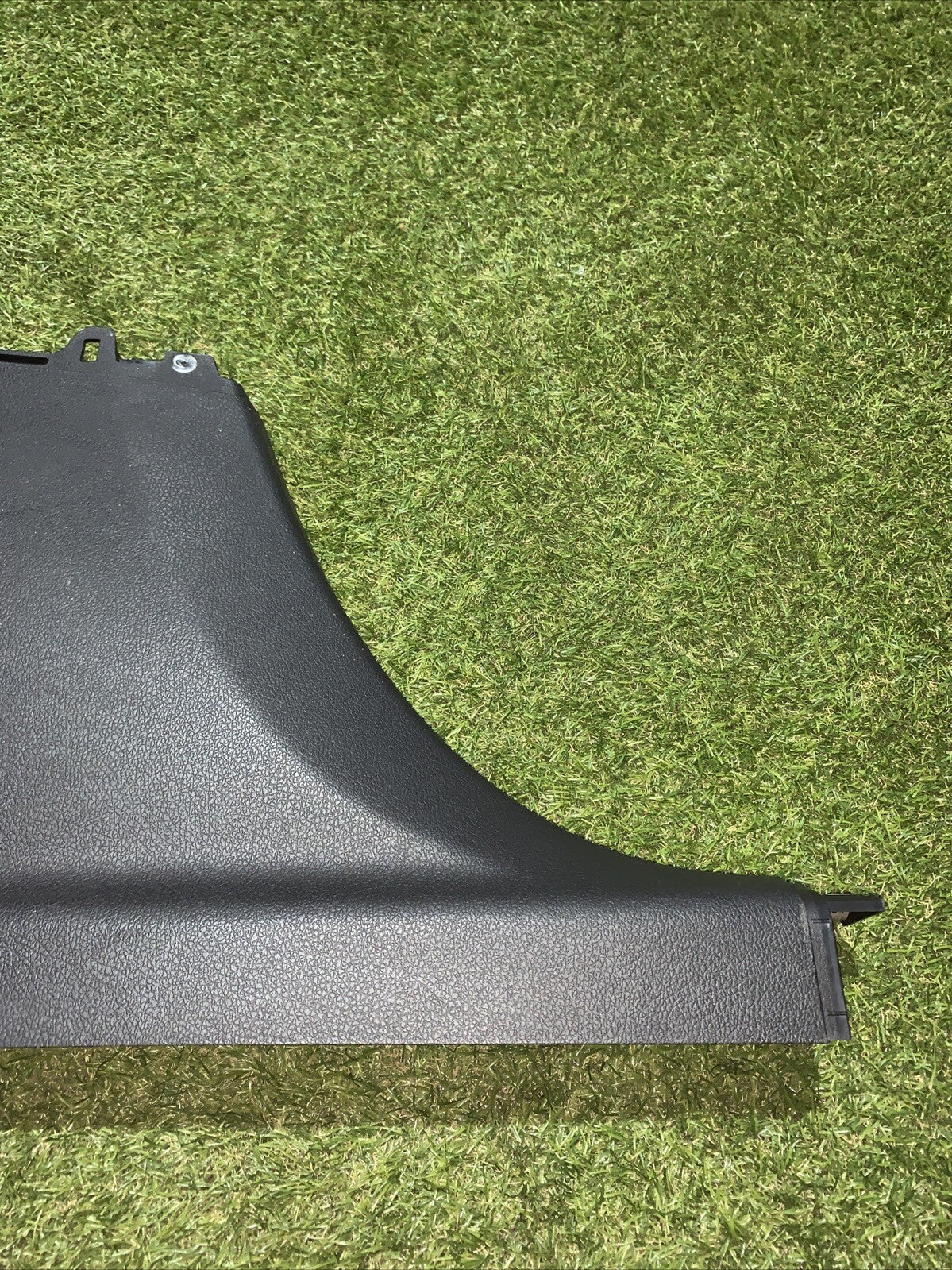 A1776909701 RIVESTIMENTO INTERNO MONTANTE CENTRALE INFERIORE SX MERCEDES W177