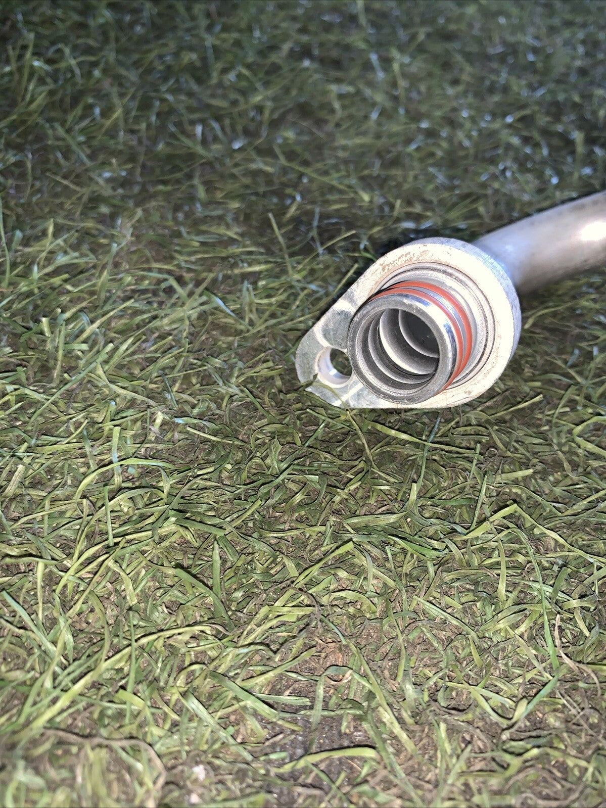 TUBO ARIA CONDIZIONATA A/C FORD FIESTA 1.4 D 2010