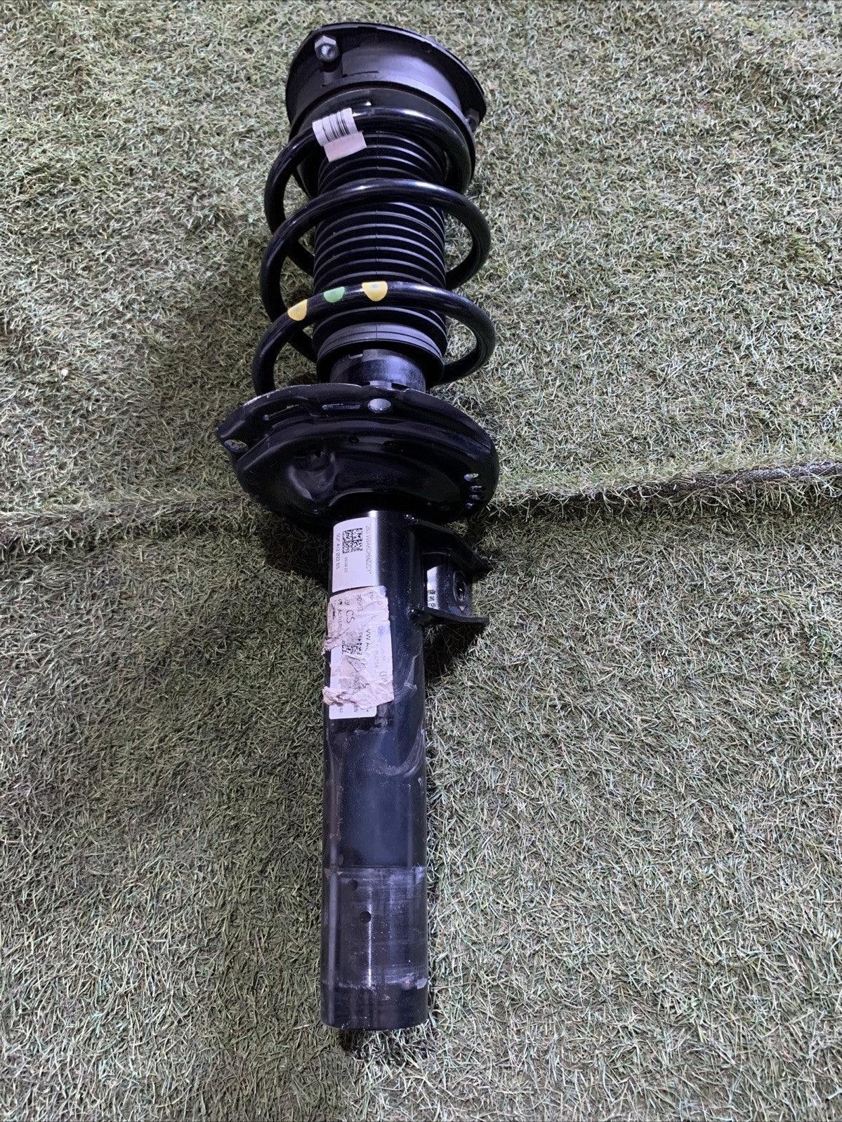 Ammortizzatore Anteriore Destro Volkswagen Tiguan 2023 1.5 Benzina 5QF412022BS