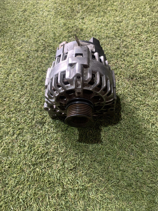 ALTERNATORE PER VOLKSWAGEN Polo 3° Serie 037903025G Benzina 1.4 (94>01)