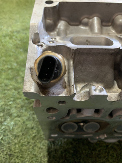 Testata Motore Volkswagen Golf 8 1.0 Benzina No Turbo 05C103404C Sigla: DLAB