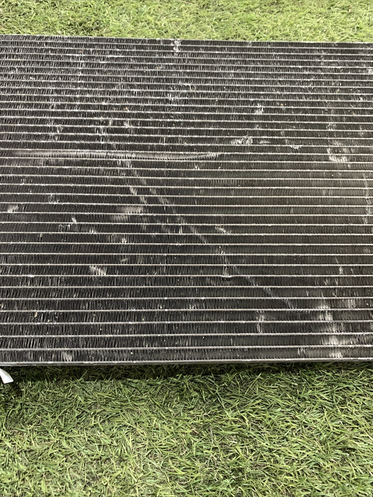 CONDENSATORE ARIA CONDIZIONATA FIAT GRANDE PUNTO 55700406 1.2 BENZINA