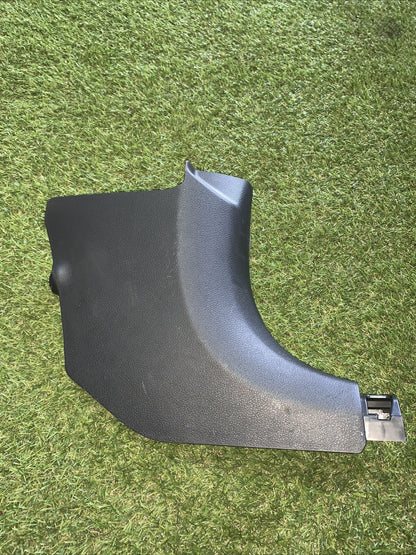 Rivestimento Battitacco Anteriore Destra Kia Sportage 2023 85826-R2000