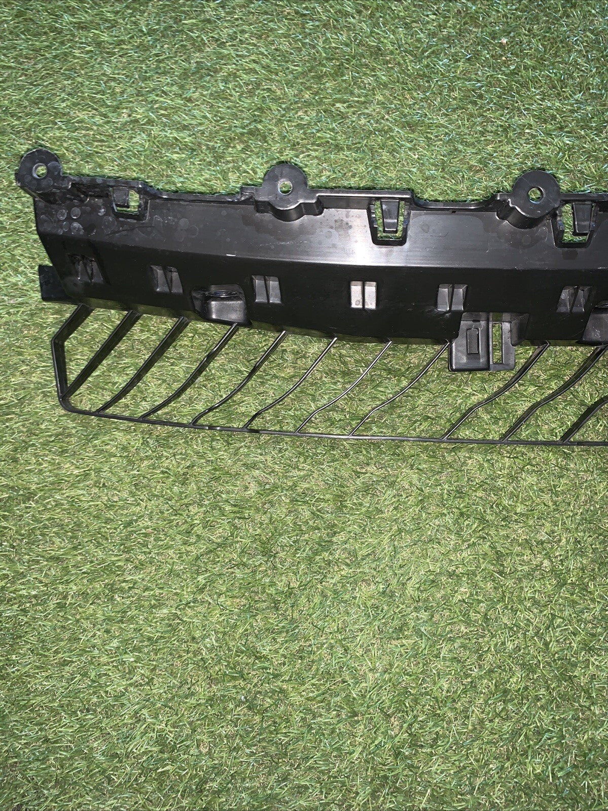 2GA807863A STAFFA SUPPORTO PARAURTI POST VOLKSWAGEN T-ROC