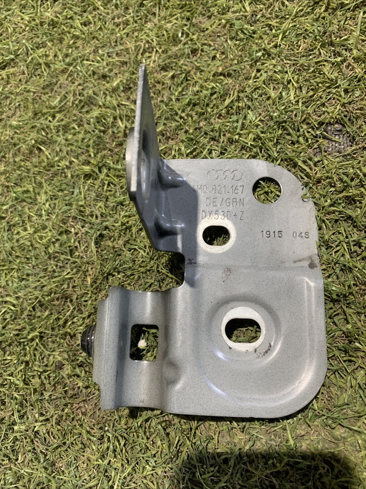 Supporto Parafango Anteriore Sinistro Audi Q7 2016￼ 4M0821167