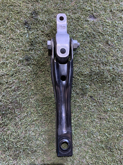 SUPPORTO CAMBIO BIELLETTA INFERIORE VOLKSWAGEN T-ROC 1.0 TSI 2023 5Q0199855P