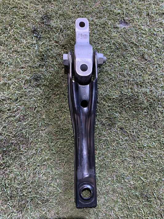 SUPPORTO CAMBIO BIELLETTA INFERIORE VOLKSWAGEN T-ROC 1.0 TSI 2023 5Q0199855P