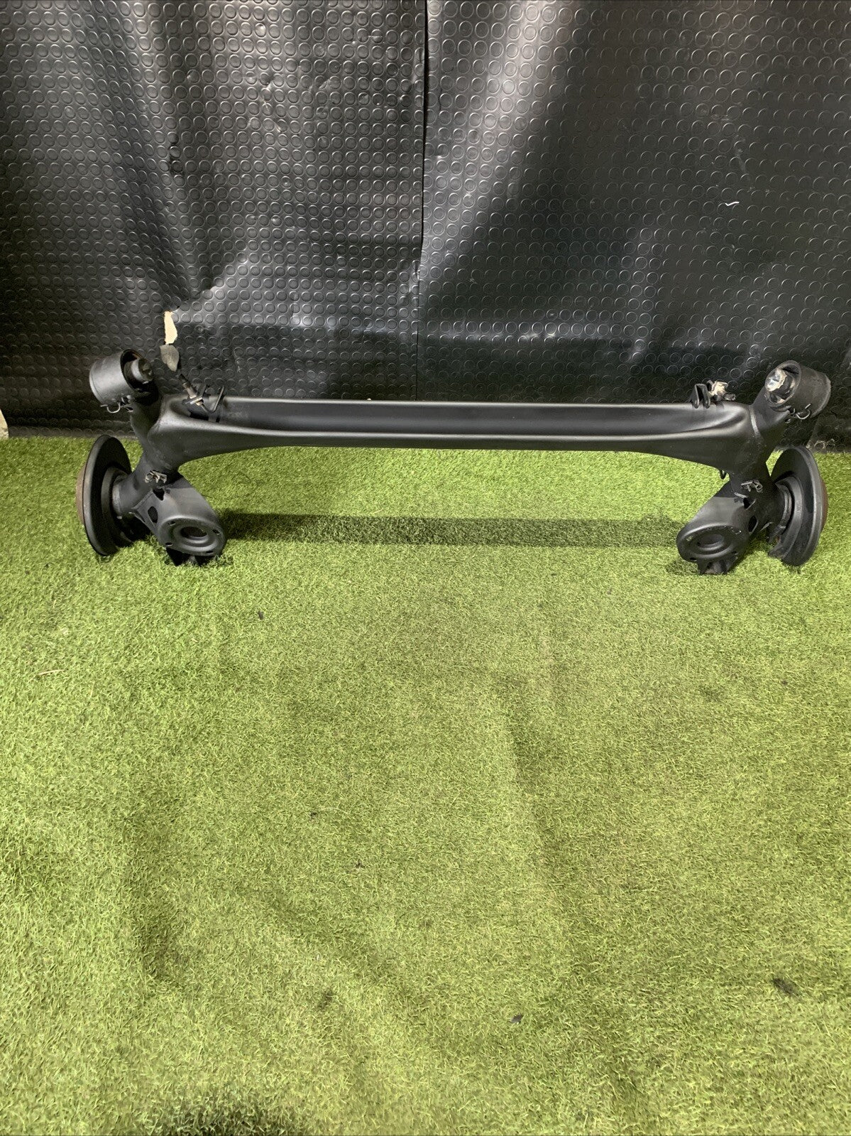 Ponte Assale Posteriore Con Freni A Disco Volkswagen Polo 6R 6R0500051B (3)